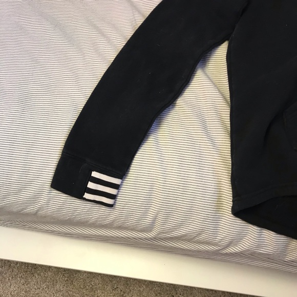 Adidas sweatshirt! - Picture 2 of 3